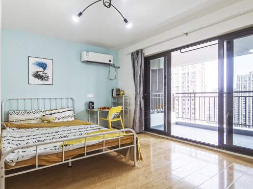 合租·苏高新天之运 5居室 南卧