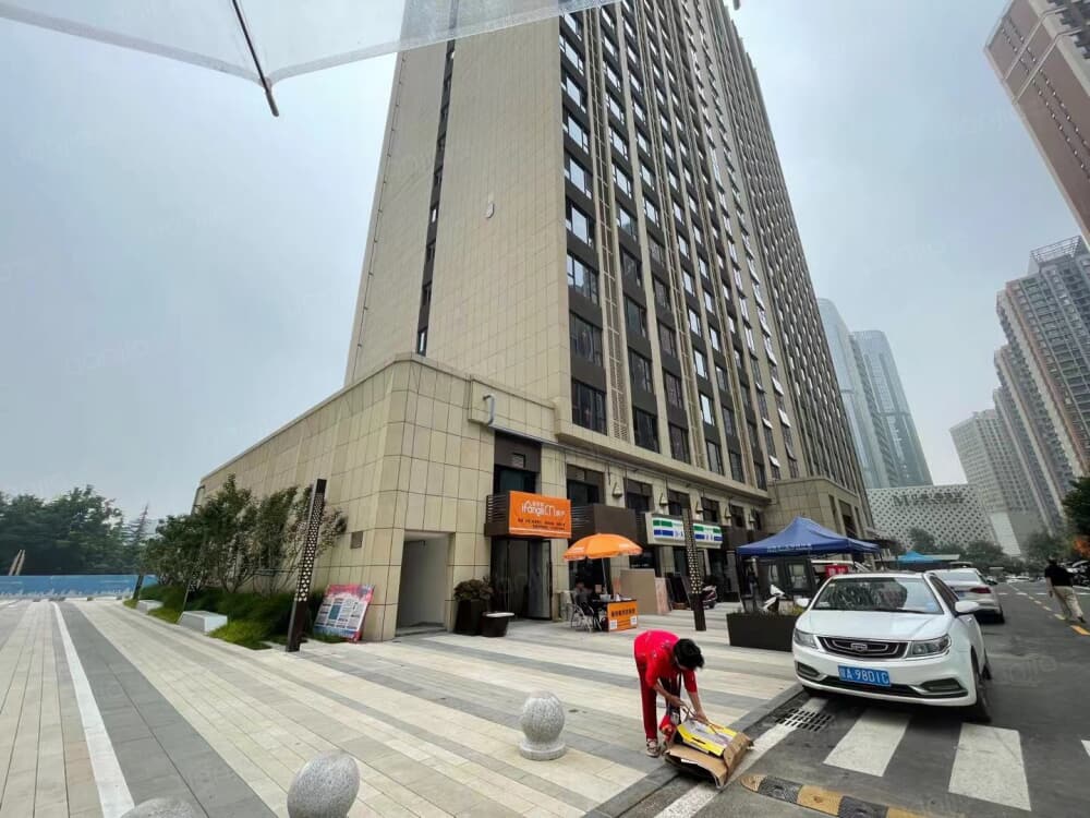 高新锦业路店