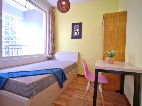 合租·青铜时代 5居室 西南卧