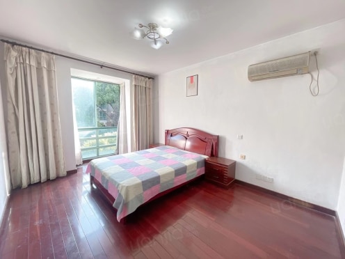 合租·格林花园 4居室 南卧