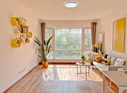 独栋·冠寓 大连锦绣路店 【长租立减】近万达 近地铁  落地窗纯正南北向两室一厅 长租特惠，可预定月底 2室1厅_锦霞北园租房