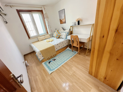 合租·龙跃苑四区 4居室 北卧