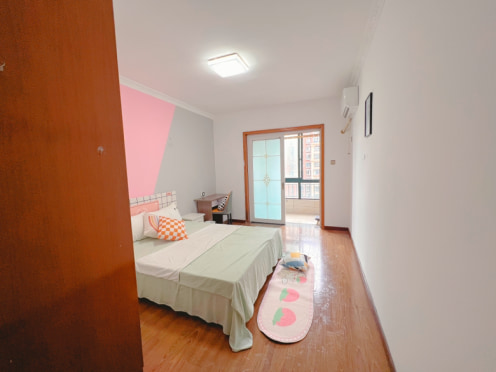 合租·东玺门 5居室 南卧