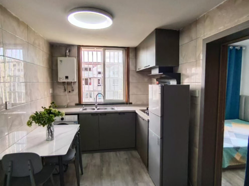 合租·莲花新村三区 3居室 南卧