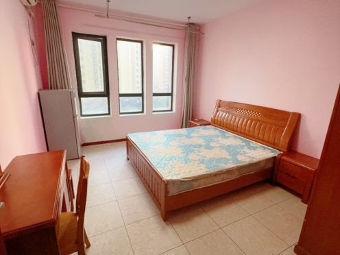 合租·太阳星辰花园湖邑 4居室 南卧