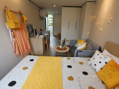 独栋·冠寓 珠海前山环宇路店 急租！学生优惠！！前山环宇城附近阳台房电梯房租期灵活 押一 带阳台 开间