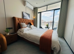 独栋·城市漫生活 珠光店 【必须租一年】园区独栋高端公寓珠光站400米阳台单间 1室1厅_光前工业区租房