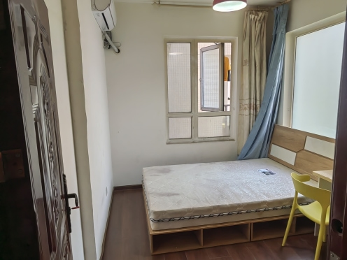 合租·朗诗未来家 4居室 南卧