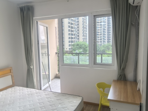 合租·朗诗未来家 4居室 西南卧