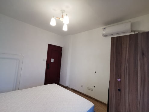 合租·和信融锦云湾 3居室