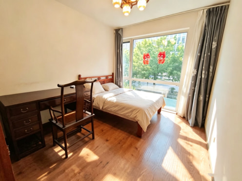 合租·朝庭 5居室 复式 南卧