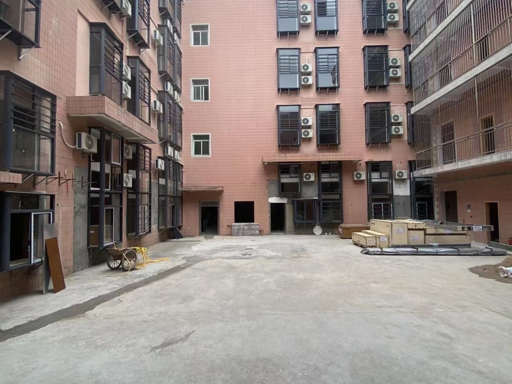 软三店