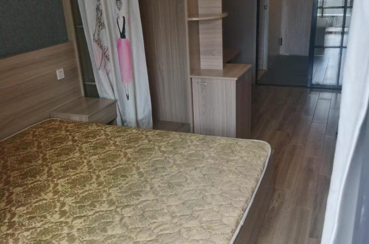 近三号地铁双阳台一室一厅，