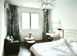 合租·中天蓝山 5居室 南卧_中天蓝山租房