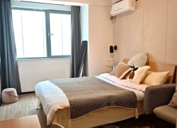 独栋·龙湖冠寓 苏州东吴天街店 2/4号线地铁口旁 追觅首选住房班车接驳 舒适温馨开间  公寓直租免中介费 1室1厅_东吴南路179号租房