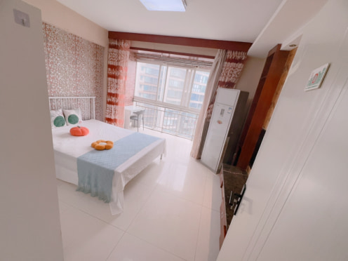 合租·鸿运之星 4居室 南卧