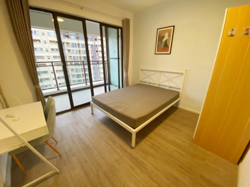 合租·北大资源颐和翡翠府 5居室 南卧