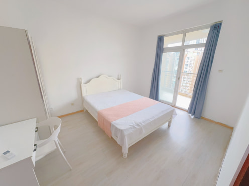 合租·阳光春天 5居室 南卧