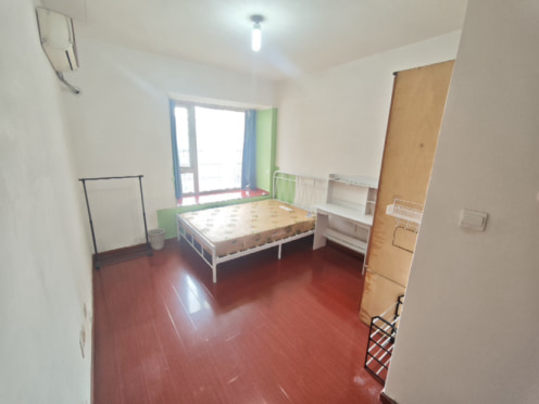 合租·武海中华锦绣 5居室 南卧