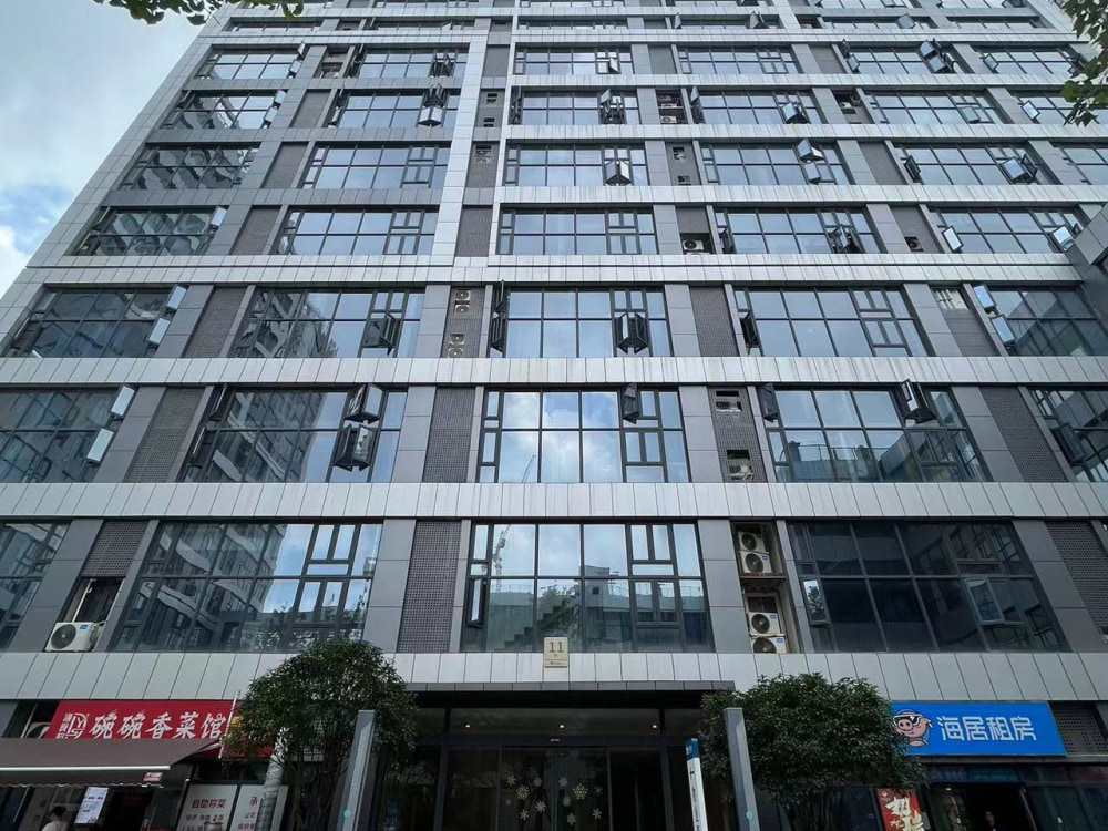 光谷六路地铁站店