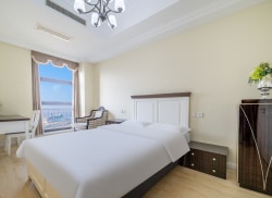 独栋·锦冠天成 锦冠天成店 东港【锦冠天成】年租 地铁口 无中介 可养宠物  送宽带 2室1厅_锦冠天成租房