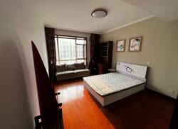 合租·亚麦山城一期 5居室 南卧_亚麦山城一期租房