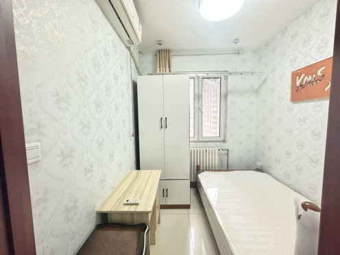 合租·南湖花苑 4居室 南卧