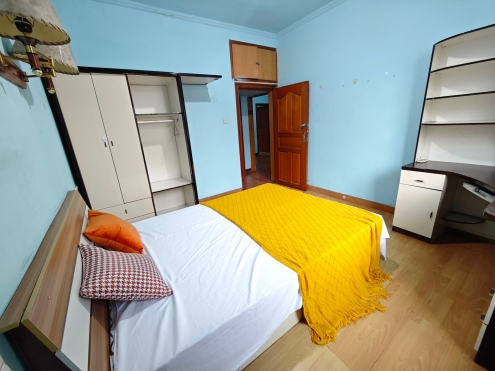 合租·交大花园武侯小区 4居室 南卧