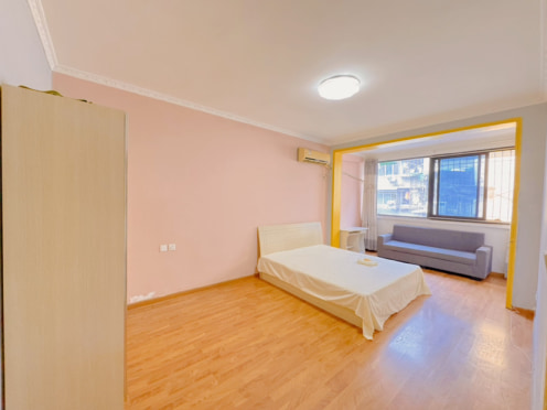 合租·科泰公寓 5居室 南卧