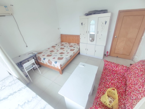 合租·蓝光富丽城 4居室 南卧