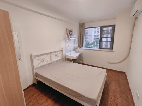 合租·滨江琉森 4居室 南卧