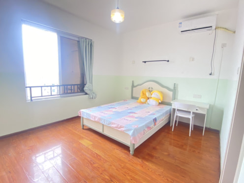 合租·锦江花园城 4居室 南卧