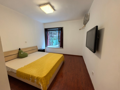 合租·双楠忆景 5居室 南卧