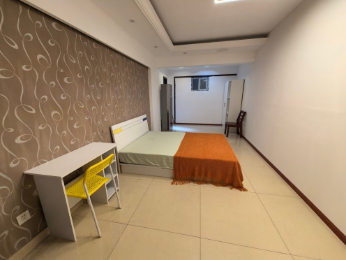 合租·双楠忆景 5居室 南卧