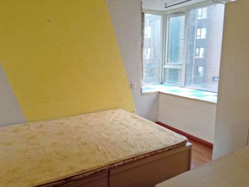 合租·绿地国际花都三期 4居室 南卧