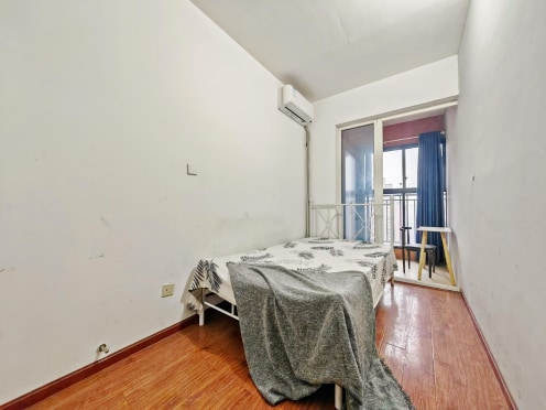 合租·海骏达蜀都1号三期 5居室 北卧