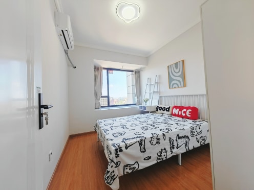 合租·金沙湖畔 4居室 南卧