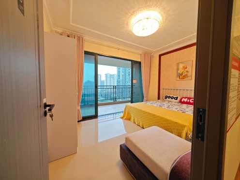 合租·恒大雅苑 5居室 西卧