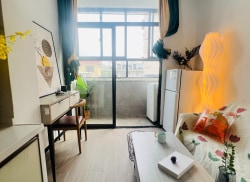 独栋·厦门思寓 华荣公寓 【直租特惠 免中介】地铁三号线 保税区 近SM 朝南大复式 1室1厅_华荣路租房