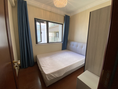 合租·天府半岛七期 4居室 东南卧