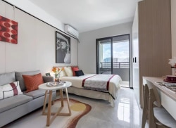 独栋·龙湖冠寓 秀山地铁站店 无中介！1号线秀山站地铁口 五四北泰禾 民水民电 拎包入住 开间_龙湖冠寓租房