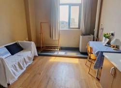 独栋·泊寓 湖里保税区店 【返工3天免费住】押一付一·24h全天服务·周边美食丰富·智能门锁 1室1厅_华昌店泊寓公寓租房