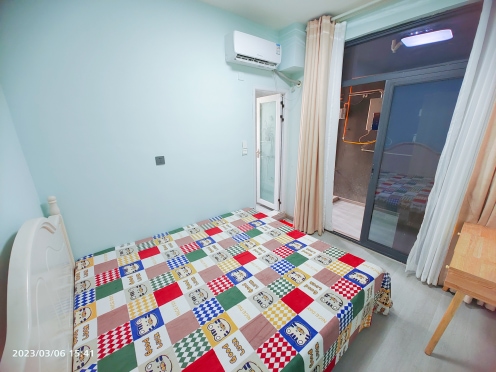 合租·滨江天樾 5居室 南卧