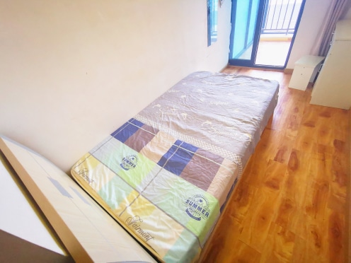 合租·航天城上城 5居室 南卧