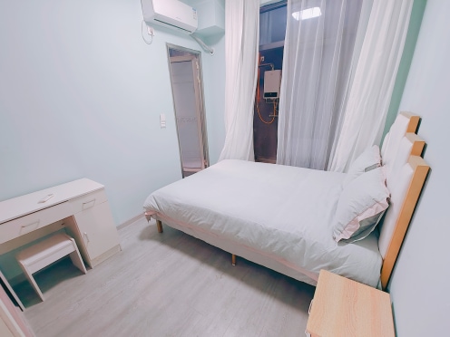 合租·滨江天樾 5居室 南卧