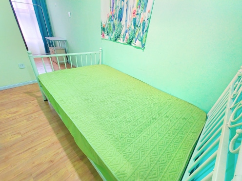 合租·香月湖 5居室 南卧