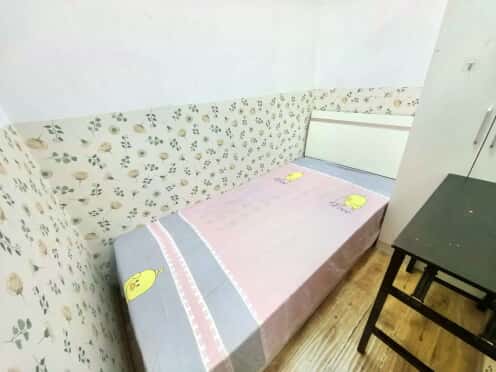 合租·东方希望天祥广场 5居室 南卧