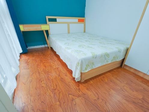 合租·香月湖 5居室 南卧