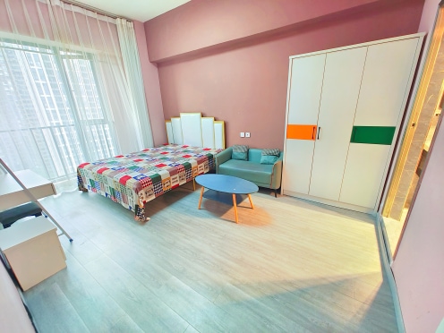 合租·滨江天樾 5居室 南卧