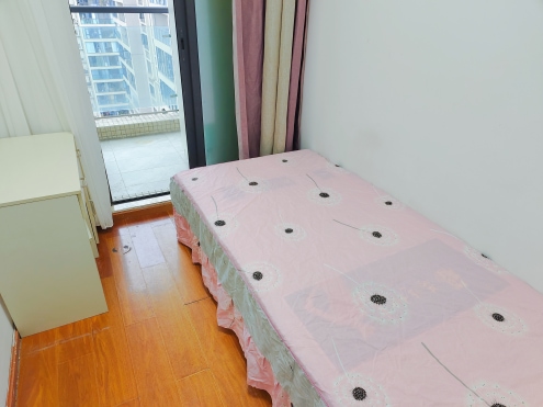 合租·雅颂居二期 5居室 南卧